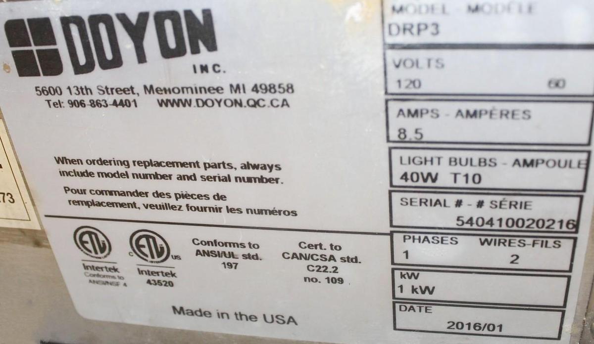 Used DOYON DRP3 COUNTERTOP HEATED DISPLAY CASE