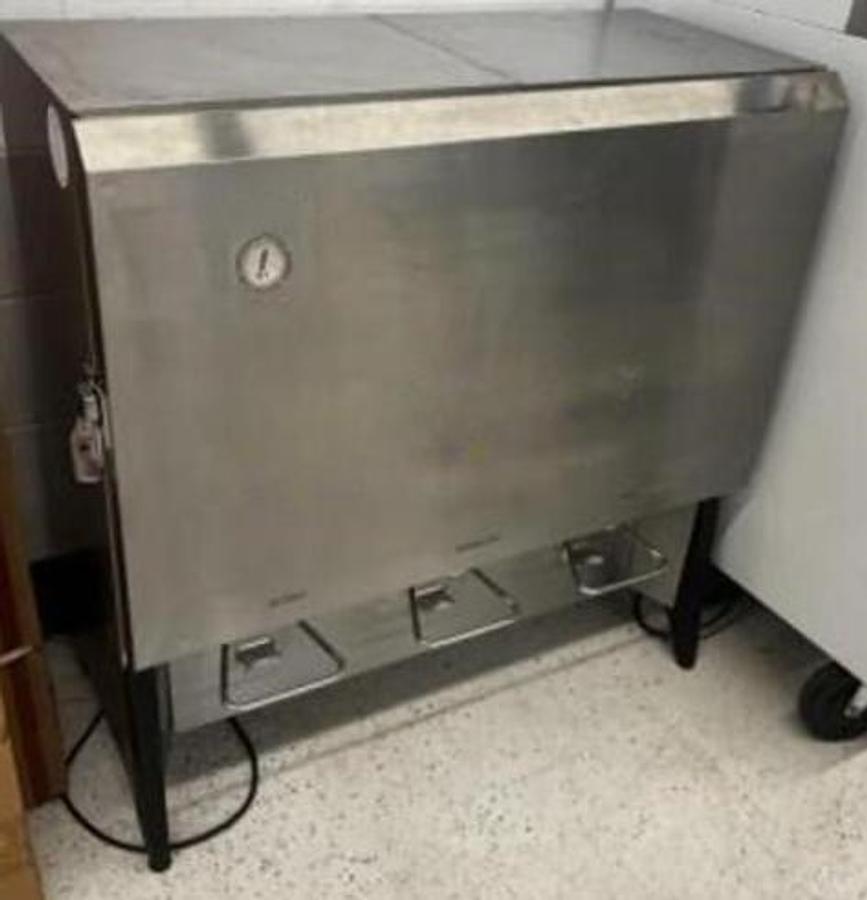 Used SilverKing Milk Dispenser - SK18MAJ