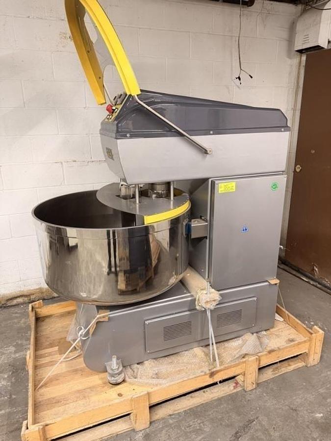 Used BRAND NEW - SOLEM 200 QT SPIRAL MIXER 
