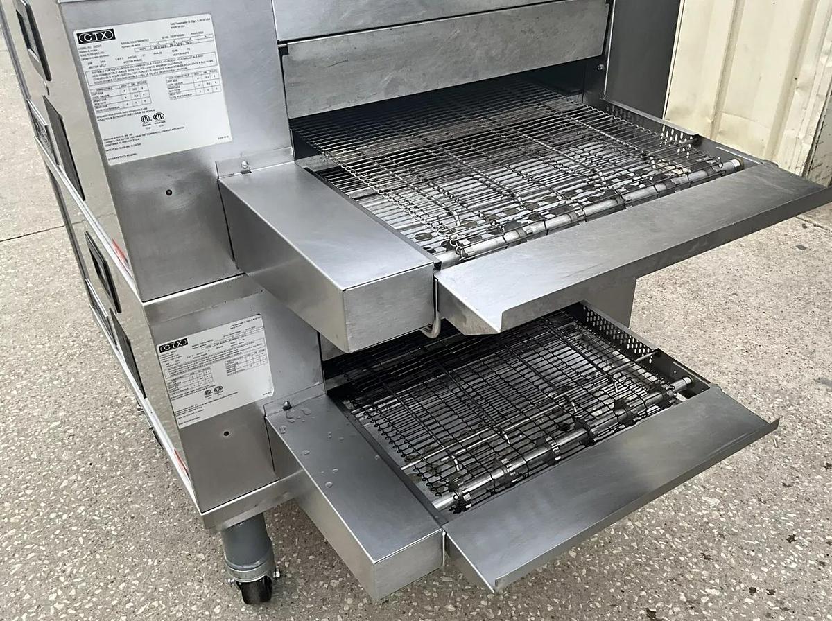 Used 2022 CTX Middleby Marshall DZ33T Infrared Radiant conveyor pizza double oven
