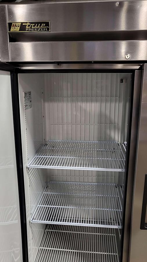 Used True T-72F Reach In Freezer