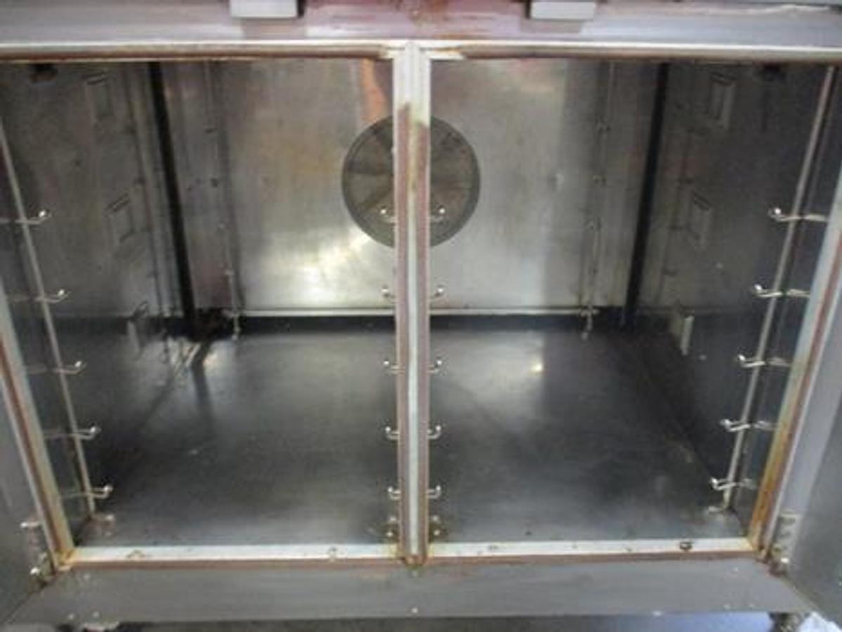 Used Doyon JA 20 Convection oven - 20 pan capacity