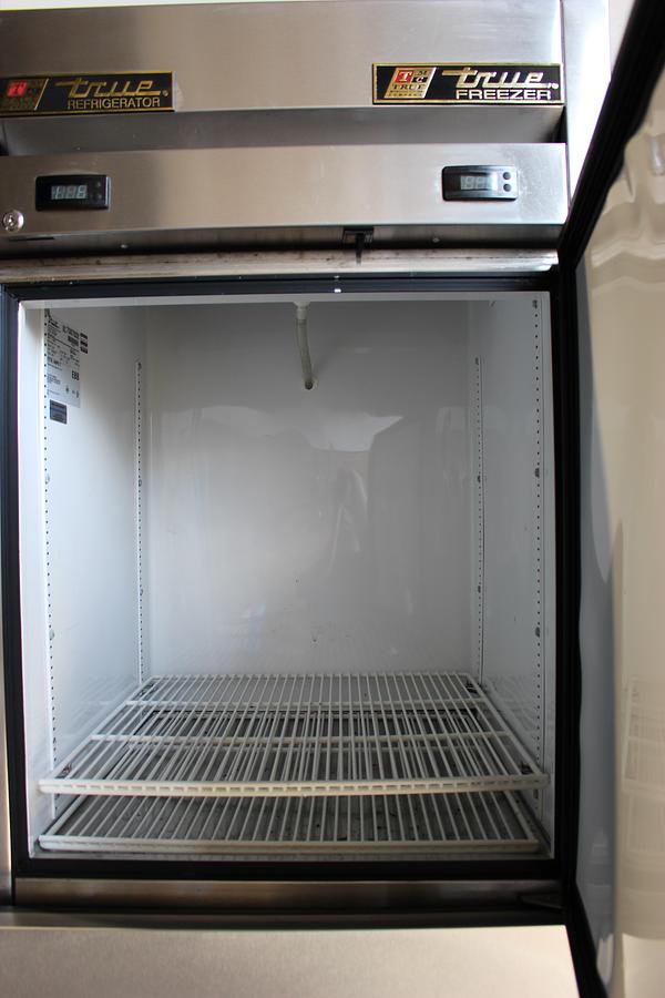 Used True T-23DT Single Split Door 27" Wide Stainless Steel Refrigerator/Freezer - Split unit