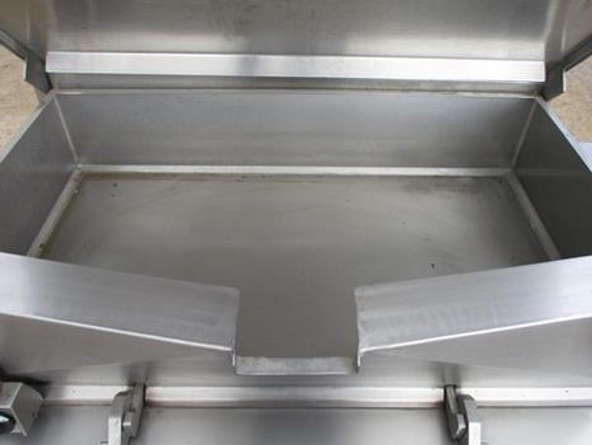 Used Vulcan natural gas tilting skillet