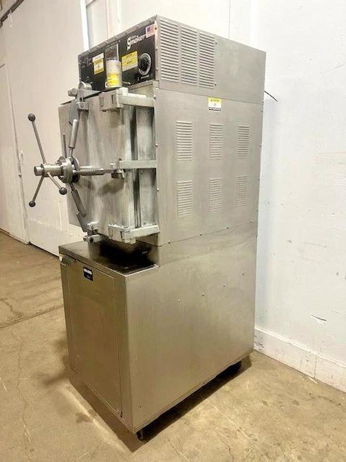 Used GILES SMOKER"H.D COMMERCIAL SOMKER/PRESSURE COOKER 
