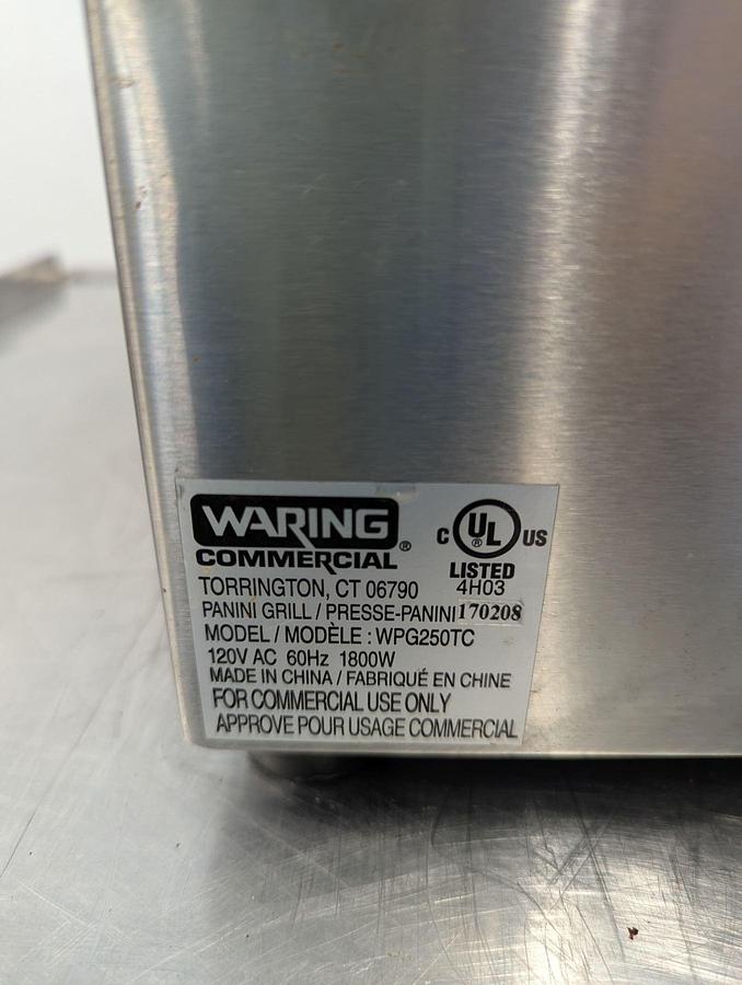 Used Waring WPG250TC Grooved Top & Bottom Panini Sandwich Grill