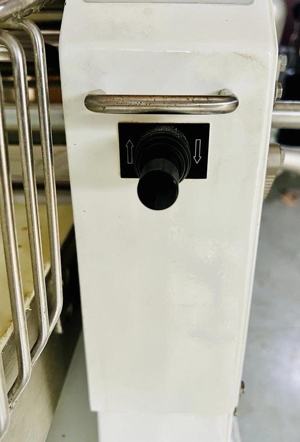 Used Doyon LMA620 Reversible Dough Sheeter - Floor Model