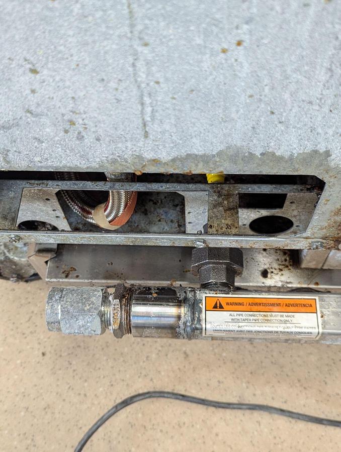 Used Pitco SG14 JS Dual Fryer With Filtration System