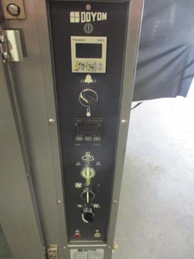 Used Doyon JA 20 Convection oven - 20 pan capacity