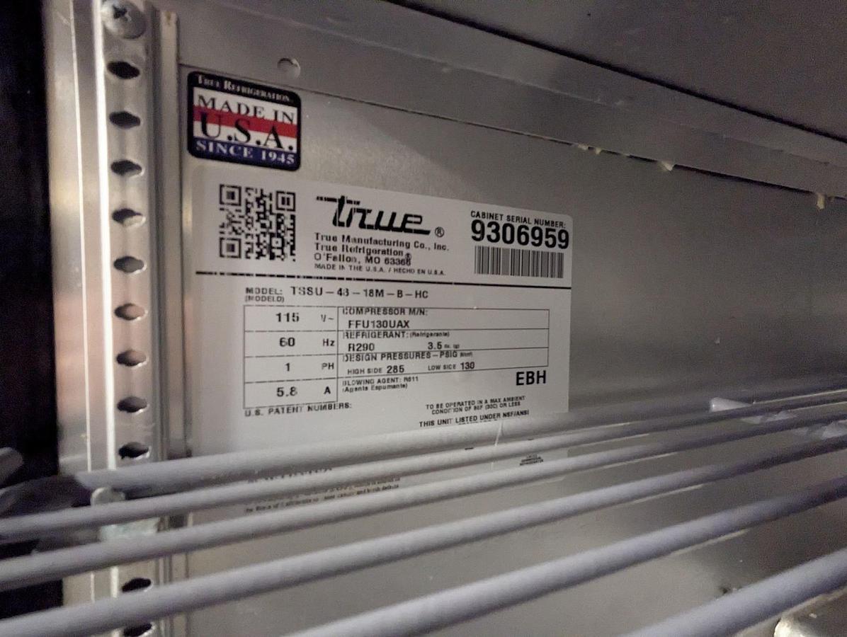 Used True TSSU-48-18M-B-HC 48" Refrigerated Sandwich/Salad Prep Table