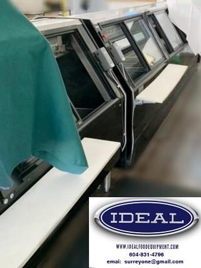 Used 20 OF CURVED GLASS MEAT - DELI - TYLER CASE