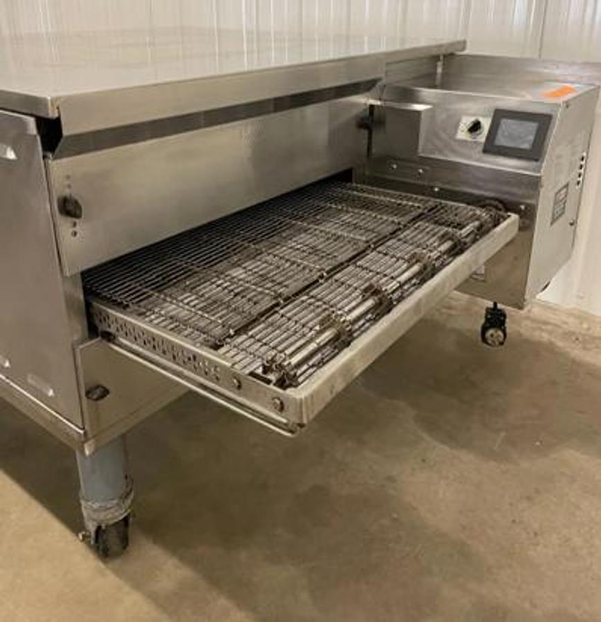 Used 2021 Middleby Marshall PS638G Single Natural Gas Conveyor Oven on Casters -WARRANTY