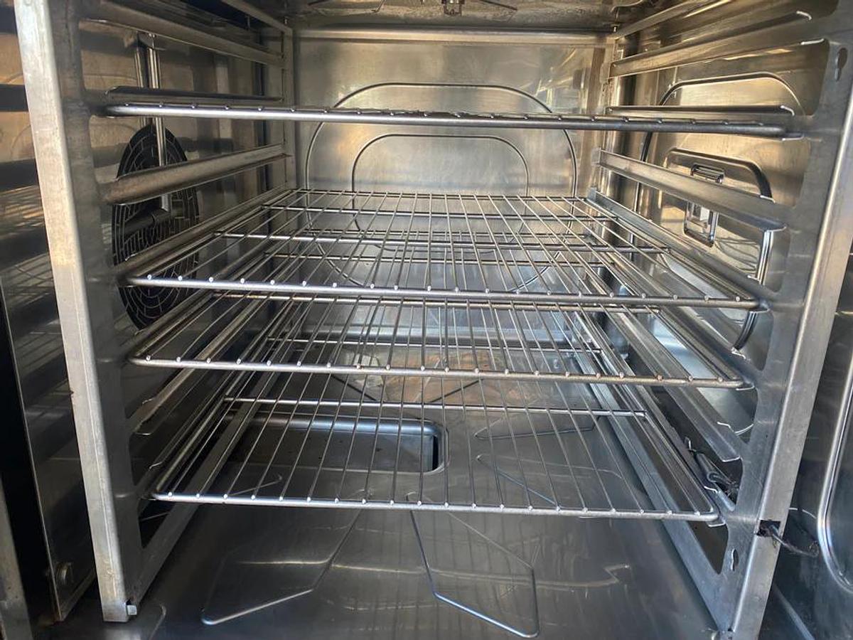 Used Cleveland OGS-6.20 Natural Gas Double Deck Combi Oven