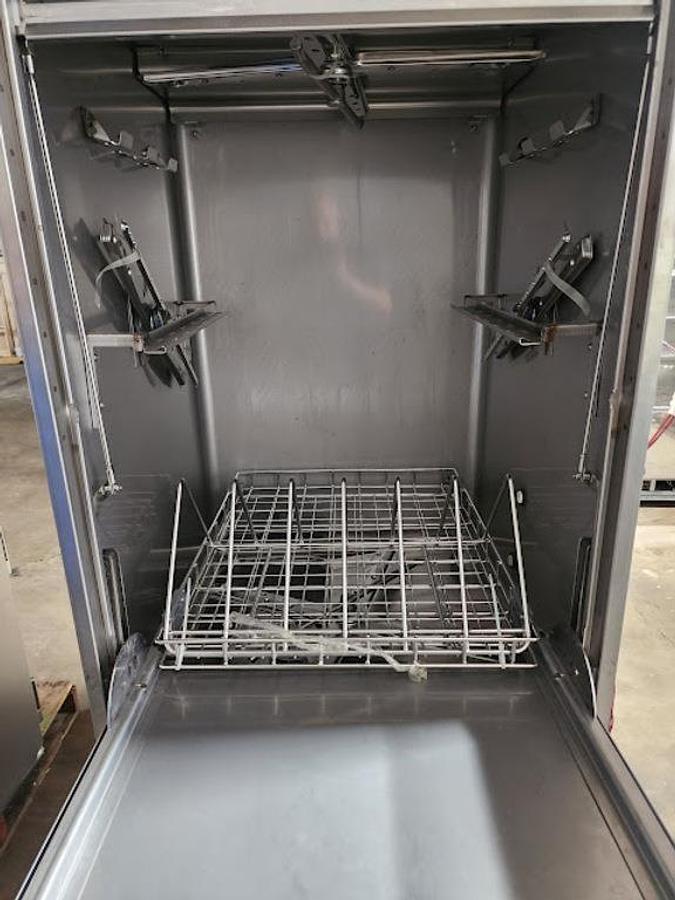Used NEW HOBART HIGH TEMP DISHWASHER - PAN WASHER- MODEL PW20ER -brand new - price has been slashed