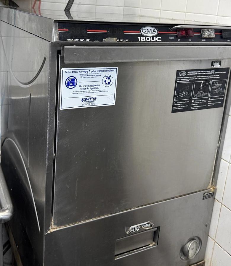 Used CMA 180CU HIGH TEMP UNDERCOUNTER DISHWASHER -C/W 6 RACKS