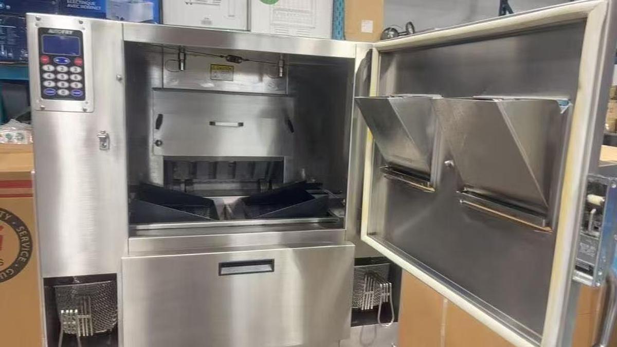 Used AutoFry MTI-40 series commercial deep fryer - double ventless grease fryer