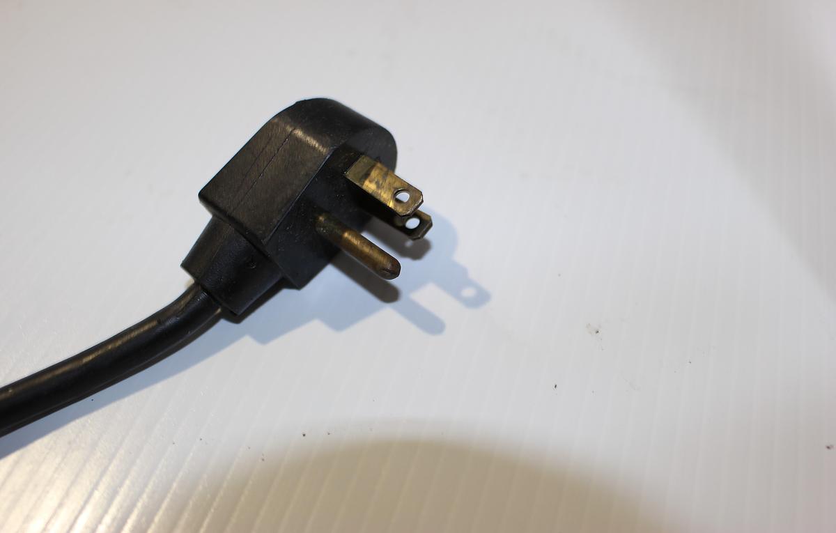 Used Silver King SK5MAJ Low Profile Majestic Milk Dispenser - Used Great Condition - 115V