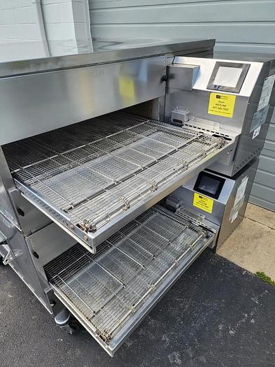 Refurbished Middleby Marshall PS640G WOW Double Deck Conveyor Pizza Oven **Belt Width 32"**