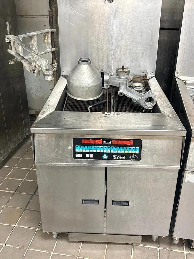 Used Pitco Donut Fryer - with filtration