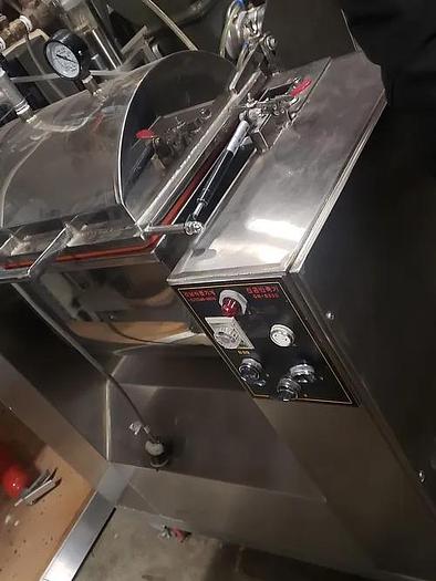 Refurbished Bsin S.S Vertical Vacuum Mixer 60 kg