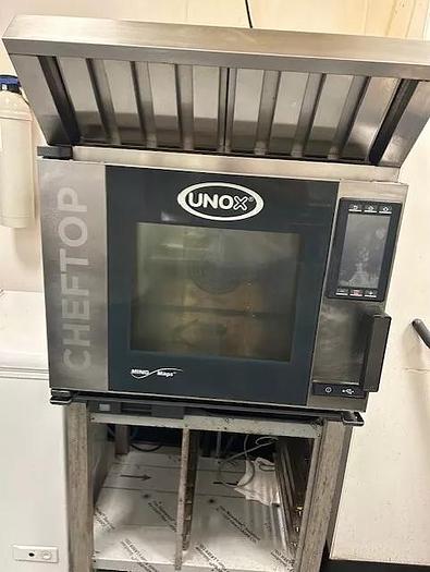 Used UNOX XACC-0513-EPR ChefTop MIND.Maps Electric Combi Oven w/ ventless hood