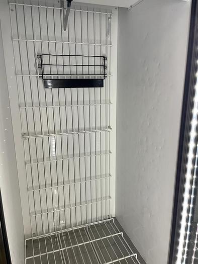 Refurbished True Ice Merchandiser - Model GD1M-49NT-HC-TSL01