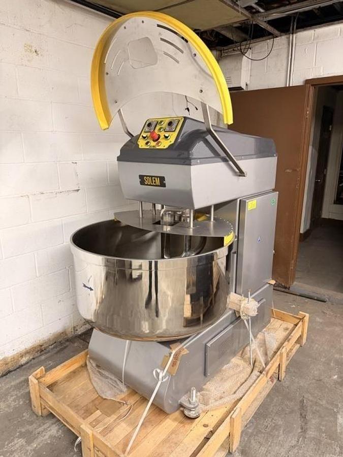 Used BRAND NEW - SOLEM 200 QT SPIRAL MIXER 
