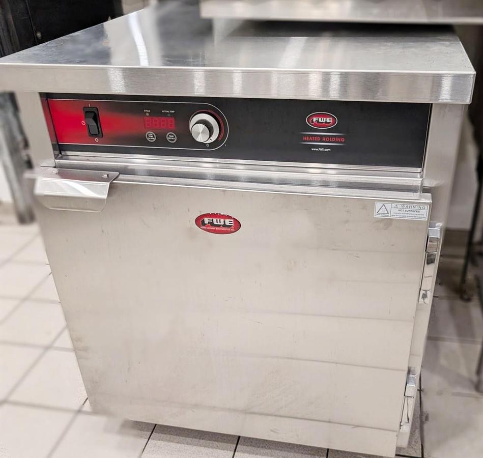Used FWE Heated Holding Cabinet Model UHST-4 -
