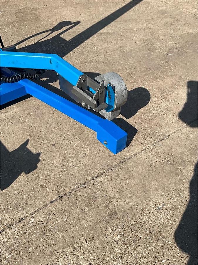 Used Savage Brother 0712 HT bakery Bowl kettle lift