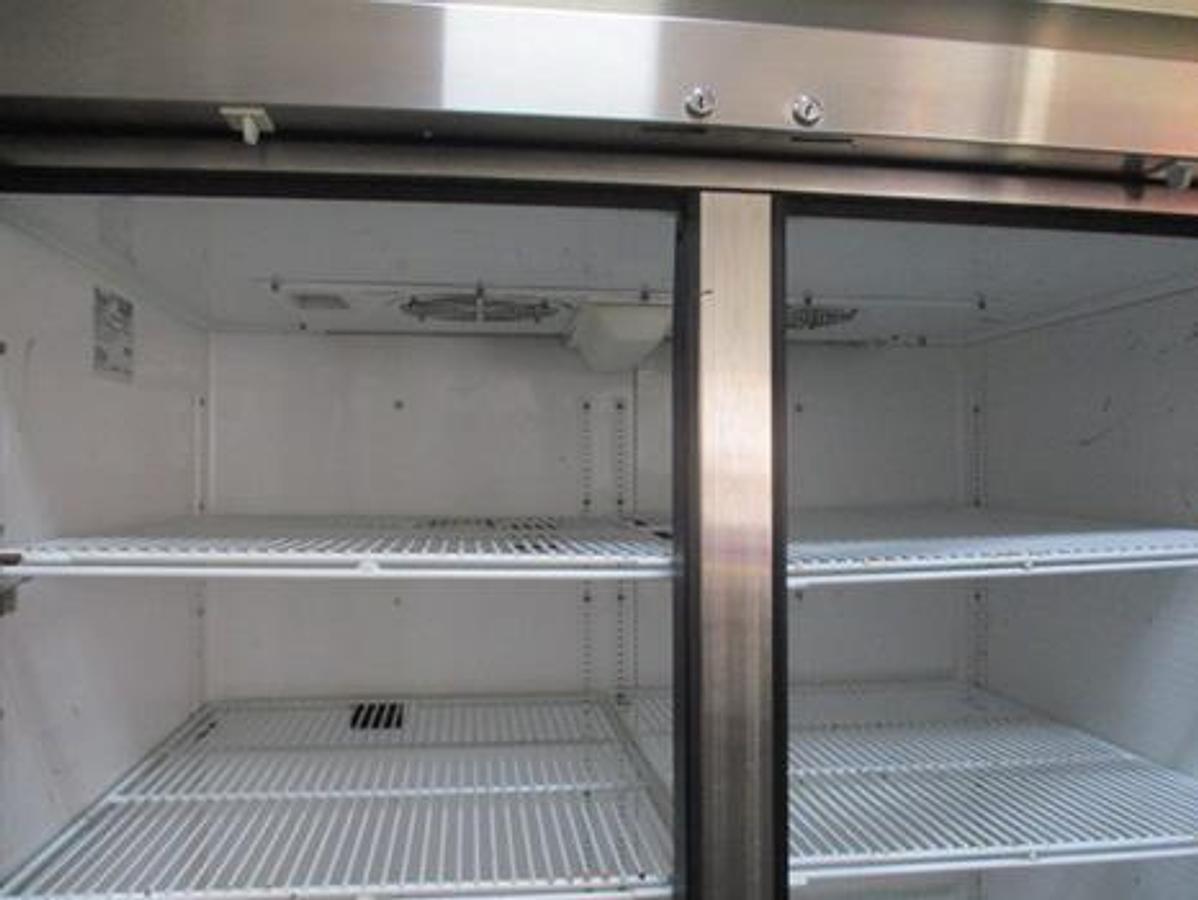 Used True Stainless Steel Solid Double Door Reach In Refrigerator