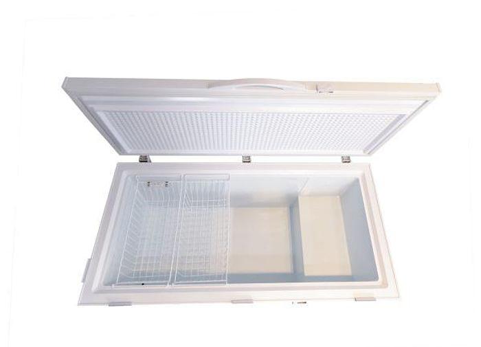 60-inches Chest Freezer with Solid Flat Top