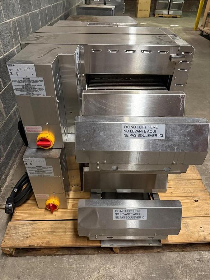 Used Ovention ovens double stacked  Model M1718 - NEAR NEW - WARRANTY