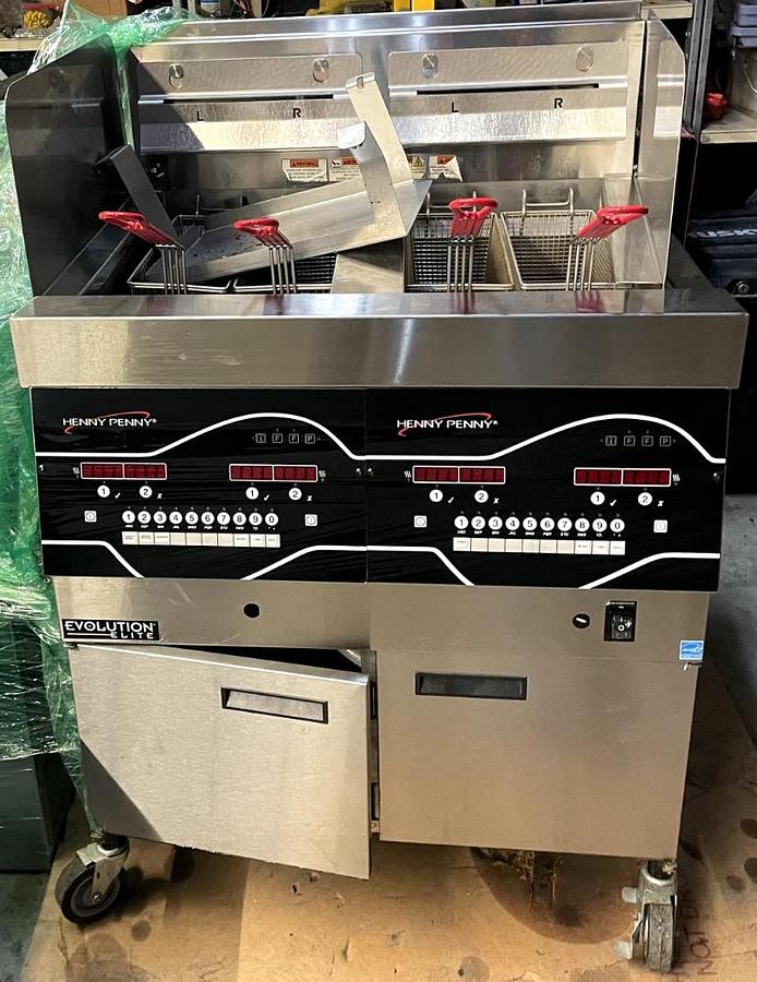 Used Henny Penny EEG242.0_NAT Evolution Elite® Open Fryer NAT GAS - near new condition