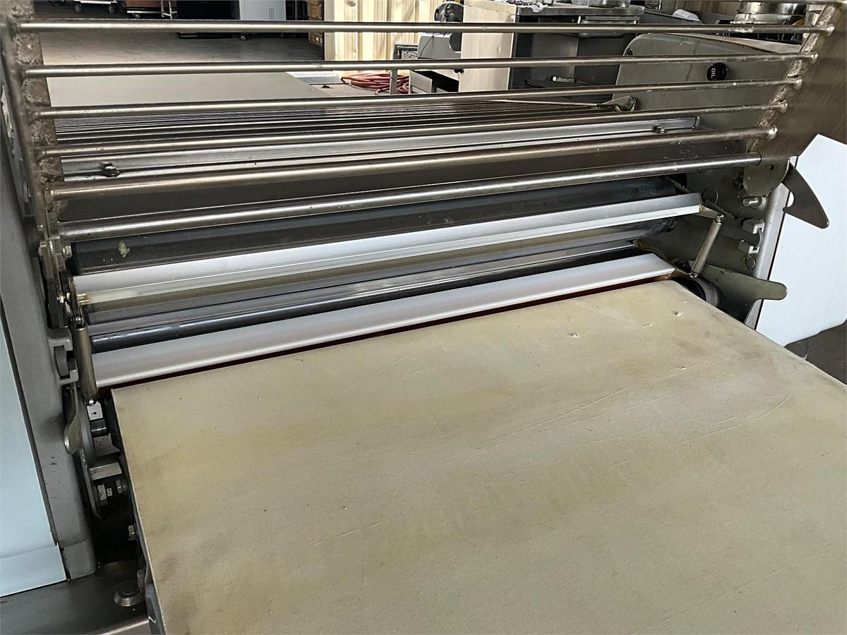 Used Rondo butterfly dough reversible sheeter SC0677