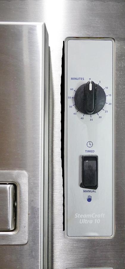 Used CLEVELAND 10 PAN DOUBLE STACKED NATURAL GAS CONVECTION STEAMER MODEL 24CGA10.2