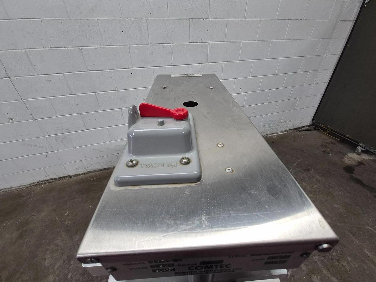 Used Comtec 2200 semi automatic pie press with 11" die set Pie Crust Dough Pumkin