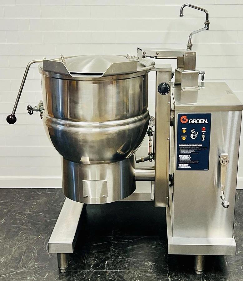 Used Groen DH/20 20 Gallon Steam Jacketed Tilting Kettle - Tilt - Natural Gas