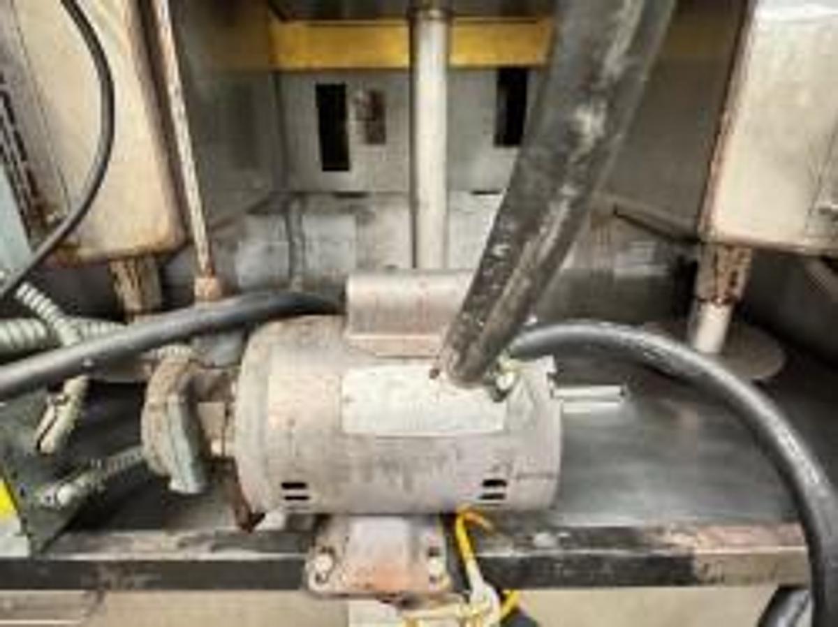 Used Henny Penny 2 Bay Electric Fryer with Filtration & Lift OAE 323