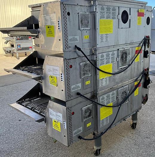 Refurbished 2019 Middleby Marshall gas conveyor oven -Model 638G - TRIPLE DECK