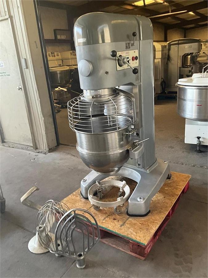 Used Hobart M802 80qt dough mixer