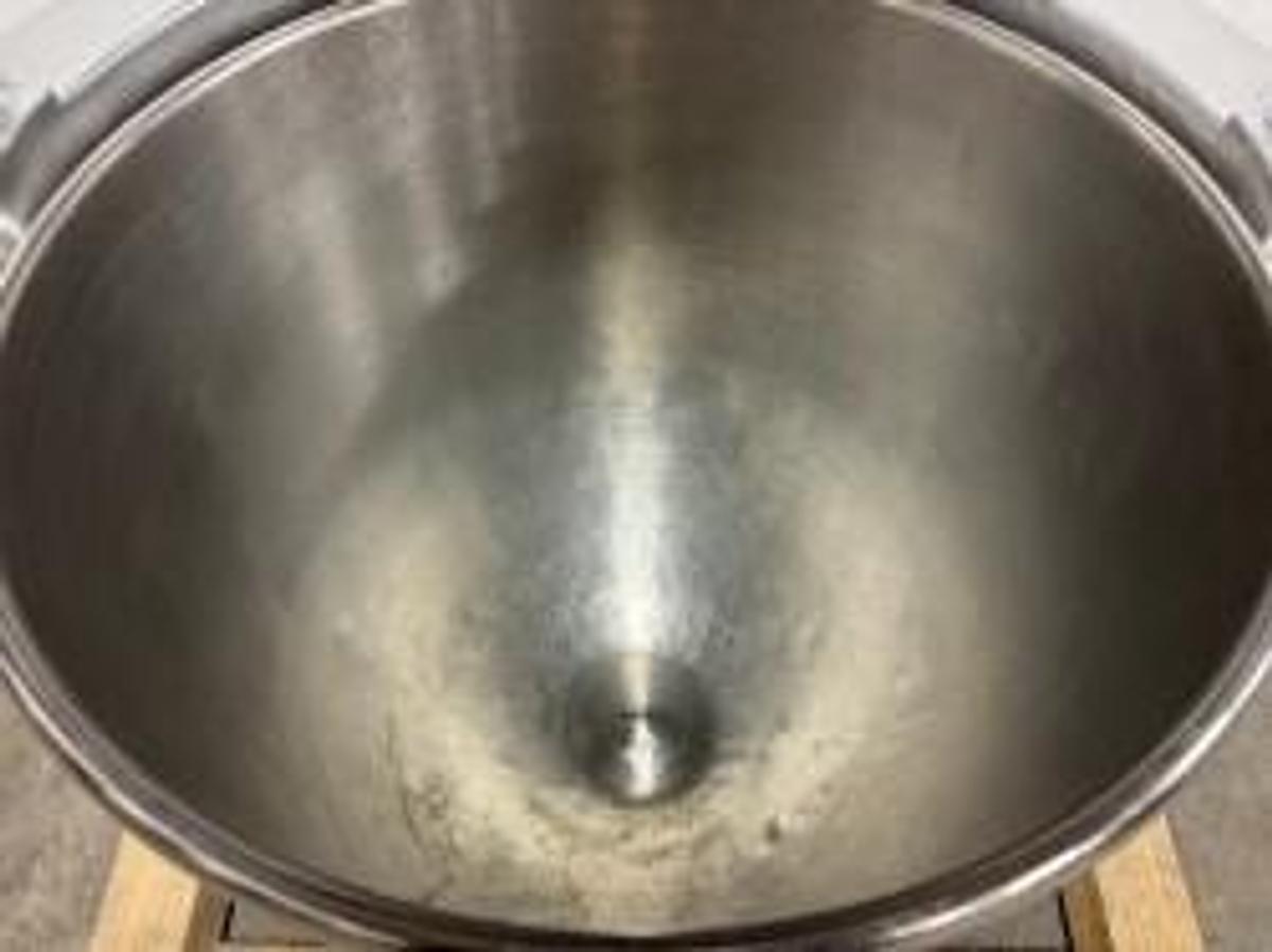 Used Hobart 140 Quart Mixer HL1400 With Bowl Guard and 80 Quart Step Down
