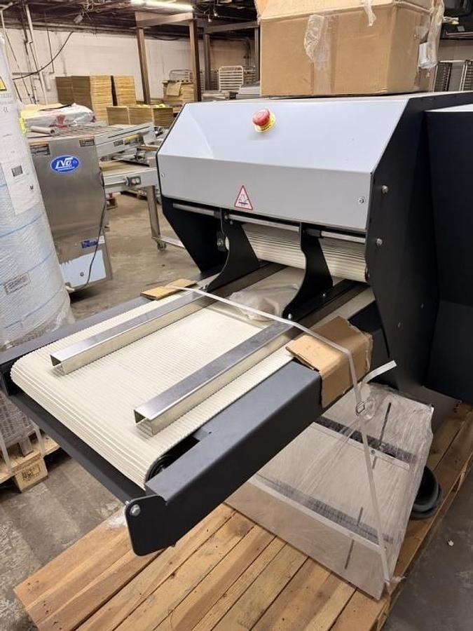 Used NEW- SOLEM INDUSTRIAL CONVEYOR TOASTER / SLICER -