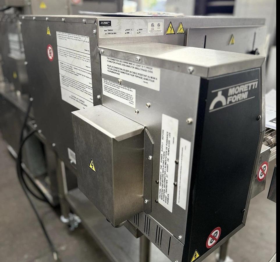 Used Moretti-Forni-T64EULV-Electric-Conveyor-Pizza-Oven-W-Stand