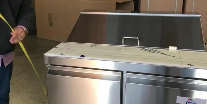 10 PAN 36" SANDWICH PREP TABLE - 2 DOOR -