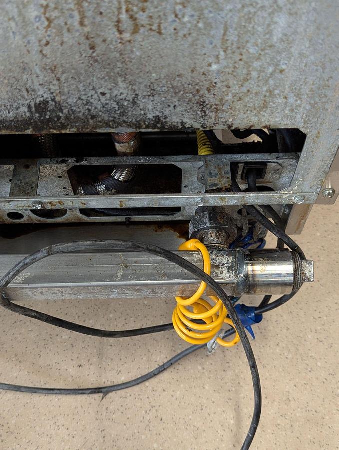 Used Pitco SG14 JS Dual Fryer With Filtration System