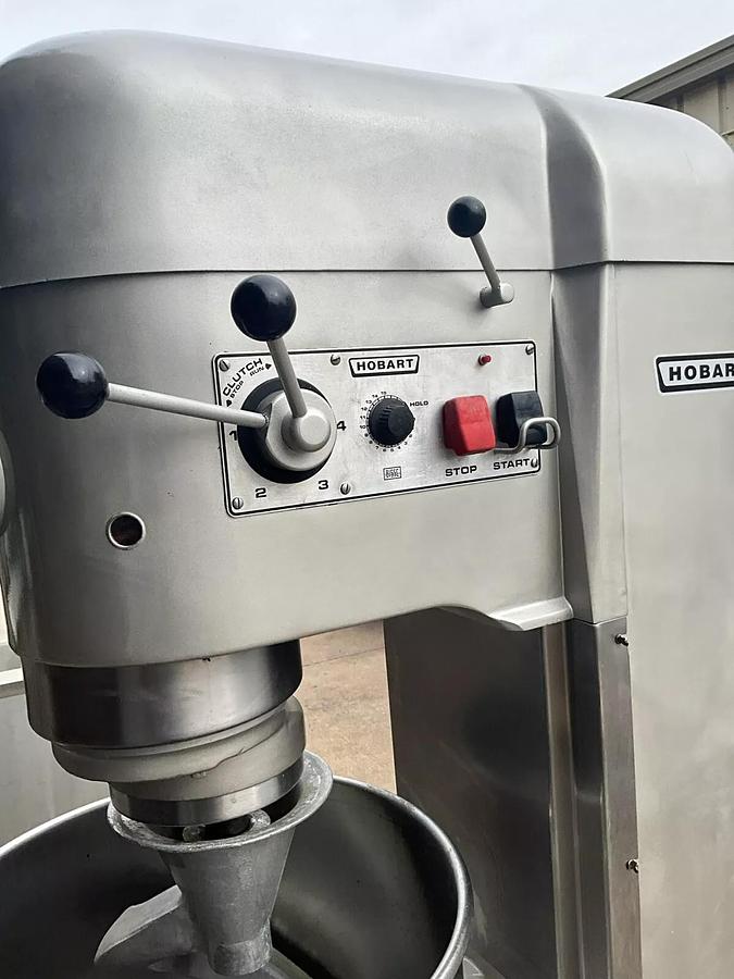 Used Hobart 140qt Dough mixer V1401 Pizza Bakery Planetary Floor Mixer Bowl hook