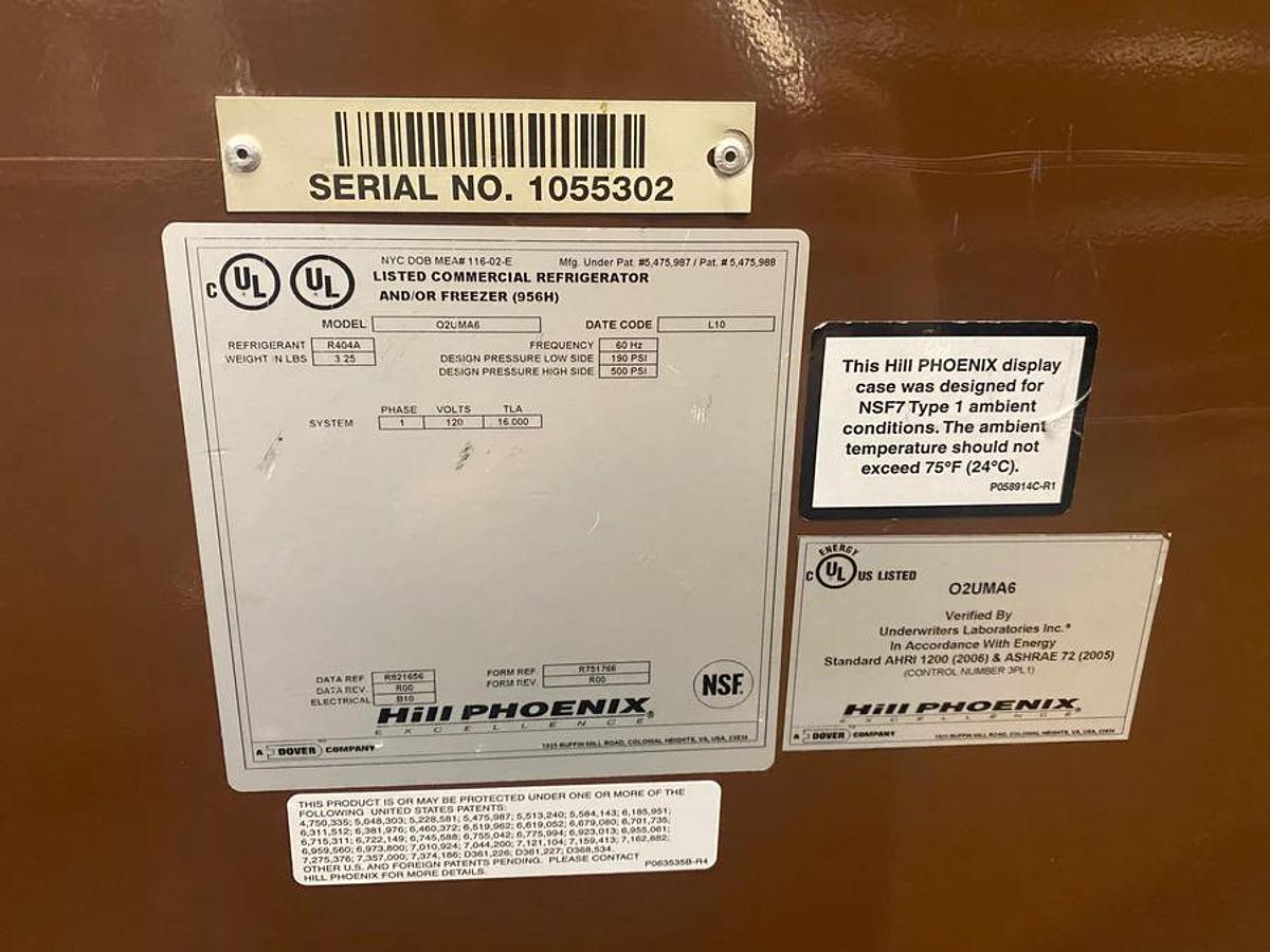 Used Hill Phoenix O2UMA6 Grab & Go Cooler