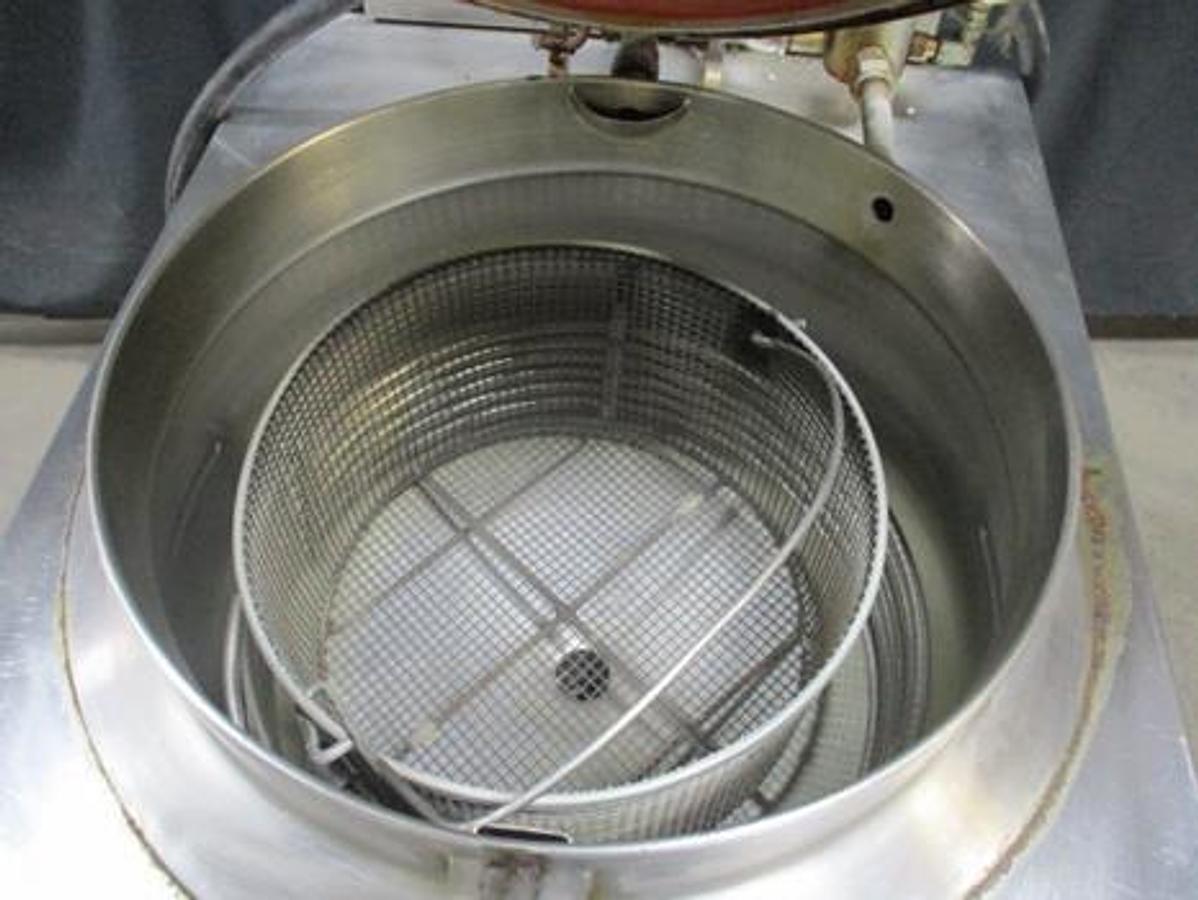 Used BKI 75lb Electric Pressure Fryer With Pull Out Grease Filter.