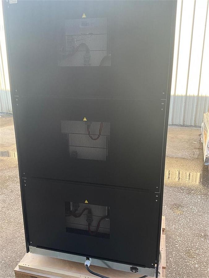 Used New Flexeserve Zone 4 heated display 1000 Square - 4 Available - BRAND NEW 