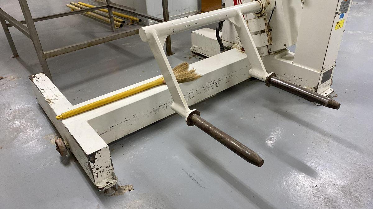 Used PIETROBERTO SR-14 COMMERCIAL ELECTRIC LARGE SCALE BOWL ELEVATOR